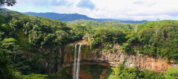 Cascade Chamarel